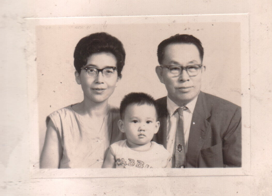 Professor Ting Yin H. Ma & wife