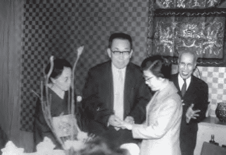 青田七六-馬廷英教授1962年與日本太太結婚照片